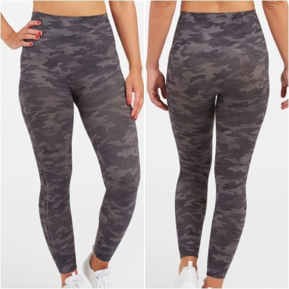 {M} SPANX Look At Me Now Seamless Leggings Heathered Camo Black Gray